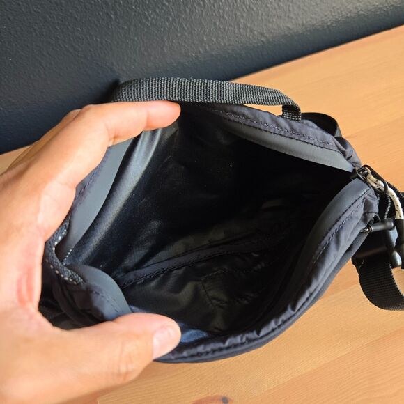 Matador 2L Packable Hip Pack Black - Picture 2 of 3